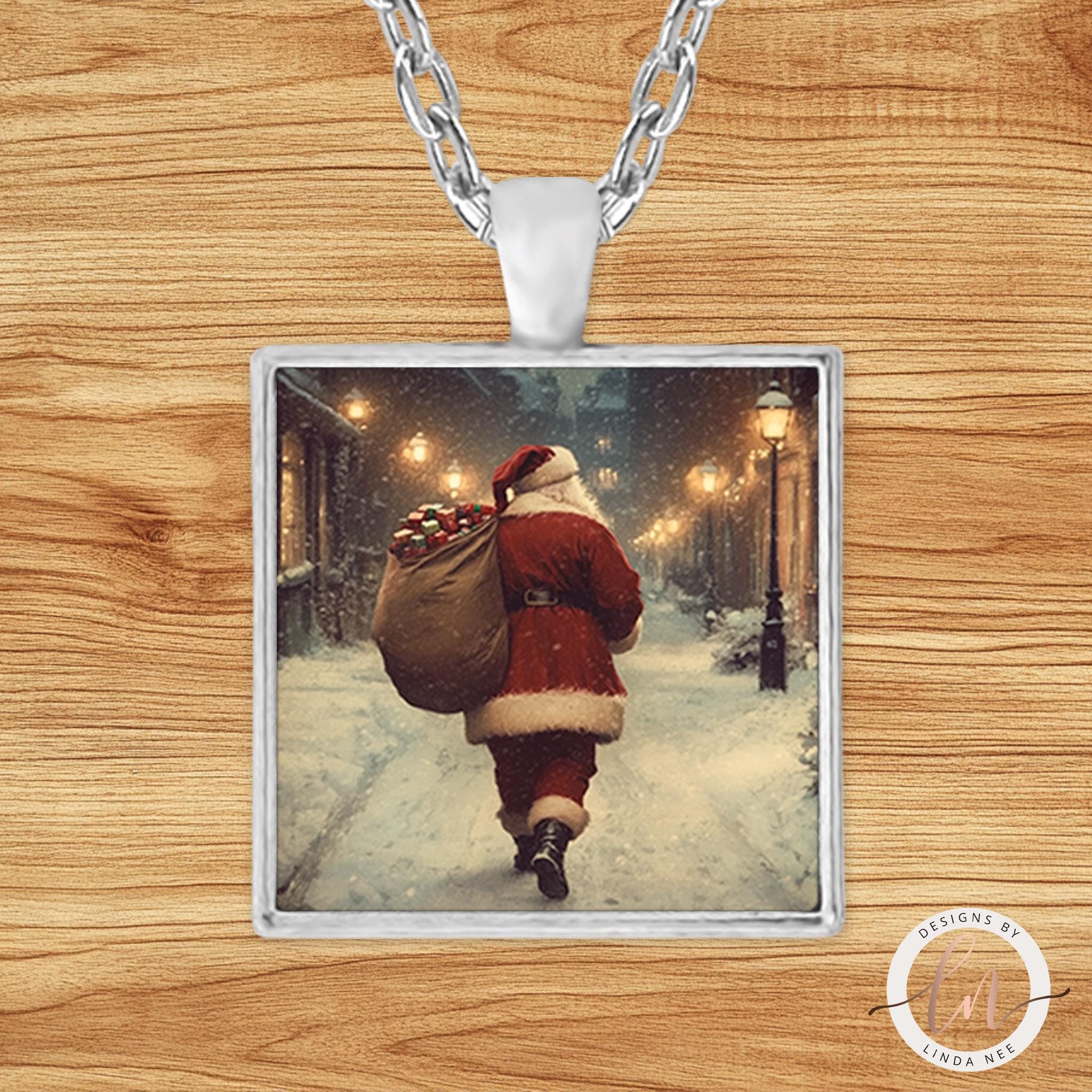 Santa Pendant Necklace - Christmas Holiday Gift for Hergifts