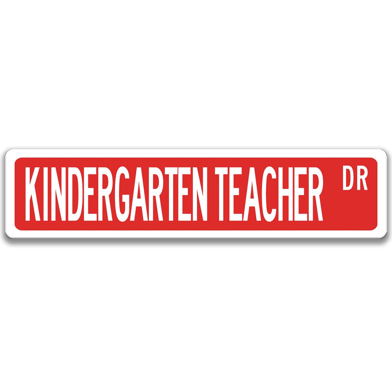 Kindergarten Teacher Sign, Teacher Gift, Teacher Decor, Custom Teacher Gift, Teacher Graduation Gift, Teacher Appreciation Gift Q-SSO029